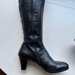 Knee High Italian Black Leather Boots, size 7